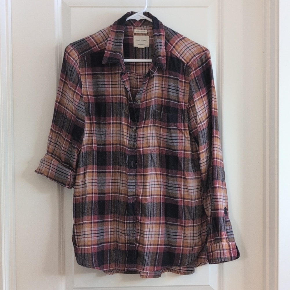 Women's American Eagle Boyfriend Fit Button Up (m)